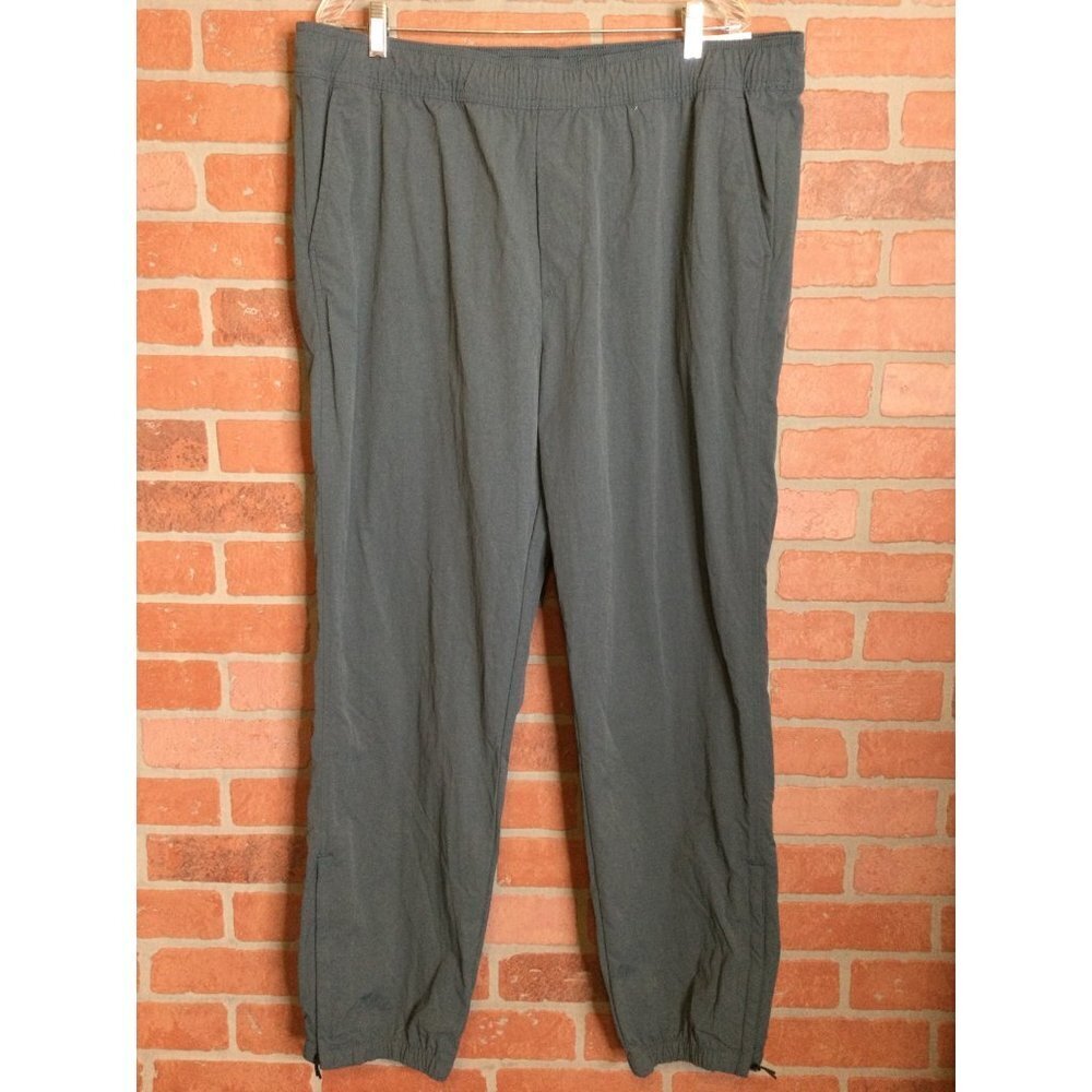 Calvin Klein Mens Athletic Pants Infinite Flex Waist Wrinkle Resistant Green XL